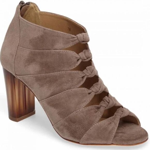 NWOB Vaneli Taupe Suede Open Toe Heels Bootie Cut Out Knot Detailing Size 7 M - Picture 1 of 7